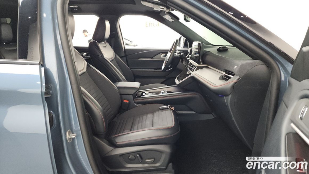 Ford Explorer 2.3 ST-Line 4WD, 2025