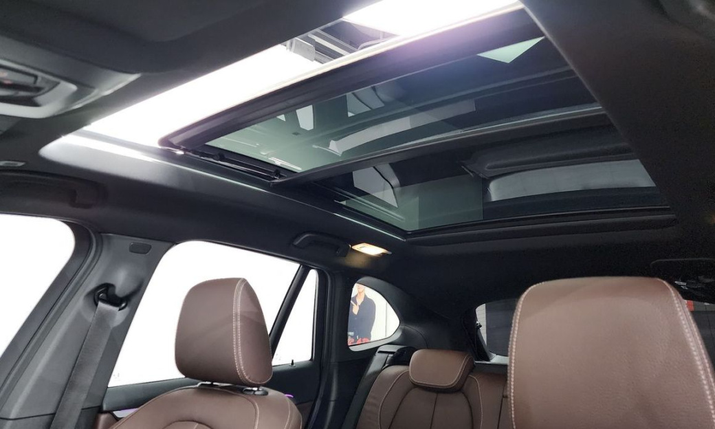 BMW X1 xDrive 20i M Sport, 2022