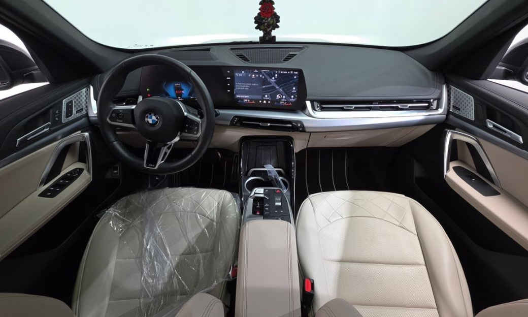 BMW X1 xDrive 20i M Sport, 2025