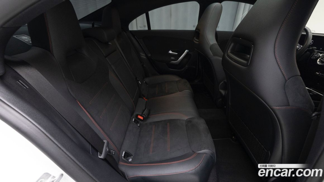 Mercedes-Benz CLA-Class CLA250 4MATIC, 2025