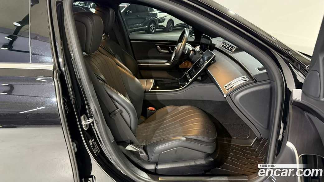 Mercedes-Benz S-Class S350 d, 2023