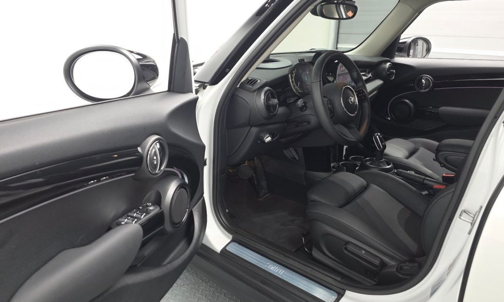 Mini Cooper 5Door Classic, 2023