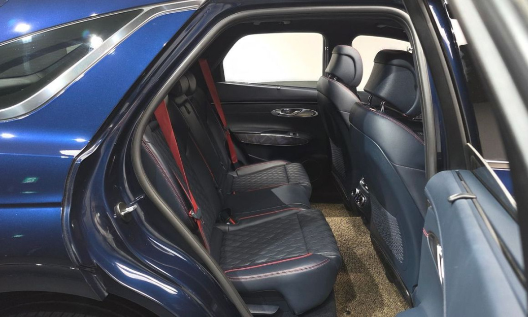Genesis GV70 2.5T Gasoline 2WD, 2021