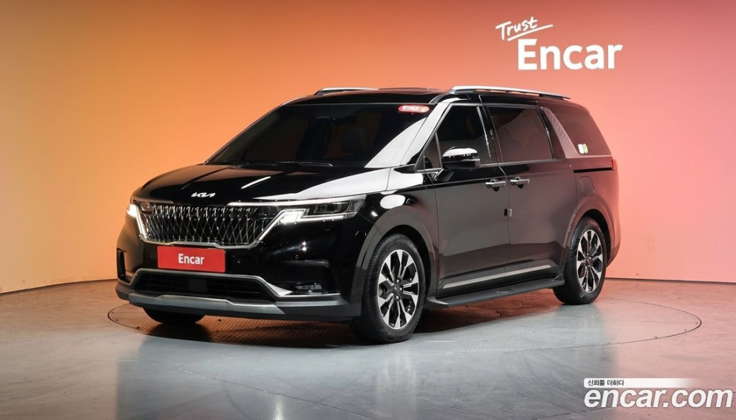 Kia Carnival 9-Seater Signature, 2023