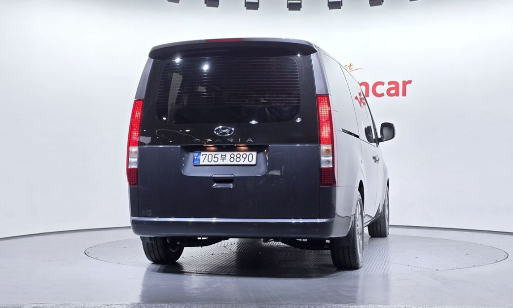 Hyundai Staria Tourer 11-Seater, 2024