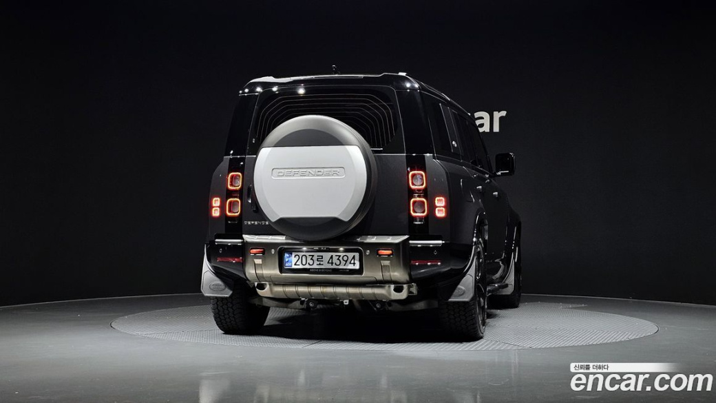 Land Rover Defender 110 P400 X, 2024