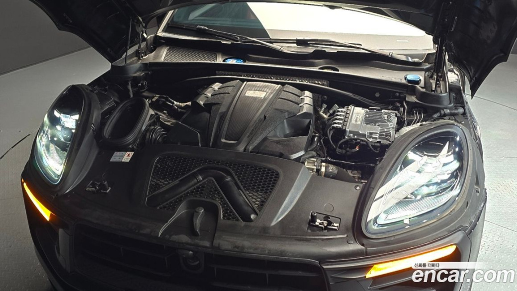 Porsche Macan 2.9 S, 2023