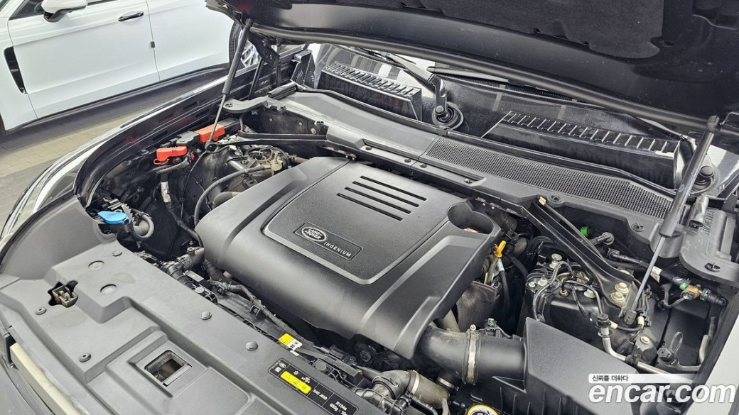 Land Rover Defender 110 P300 X-Dynamic SE, 2023