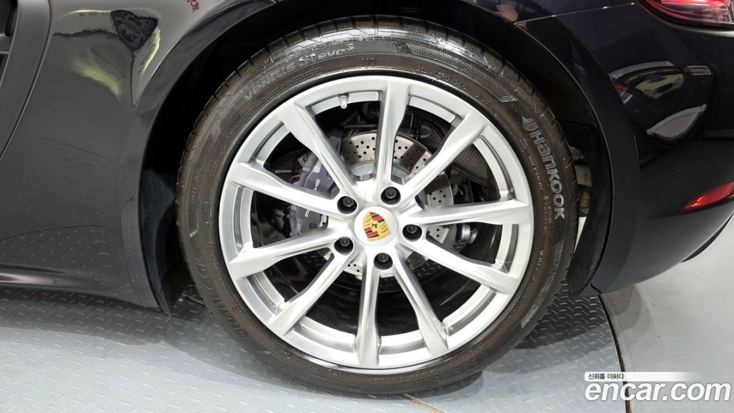 Porsche 718 2.0, 2022