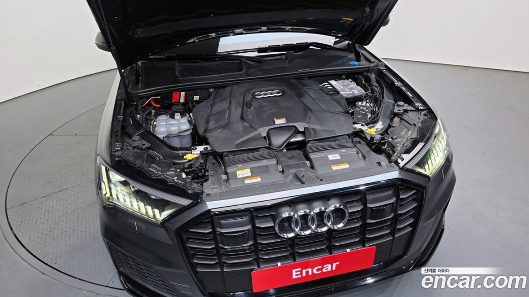 Audi Q7 55 TFSI Quattro Premium, 2022