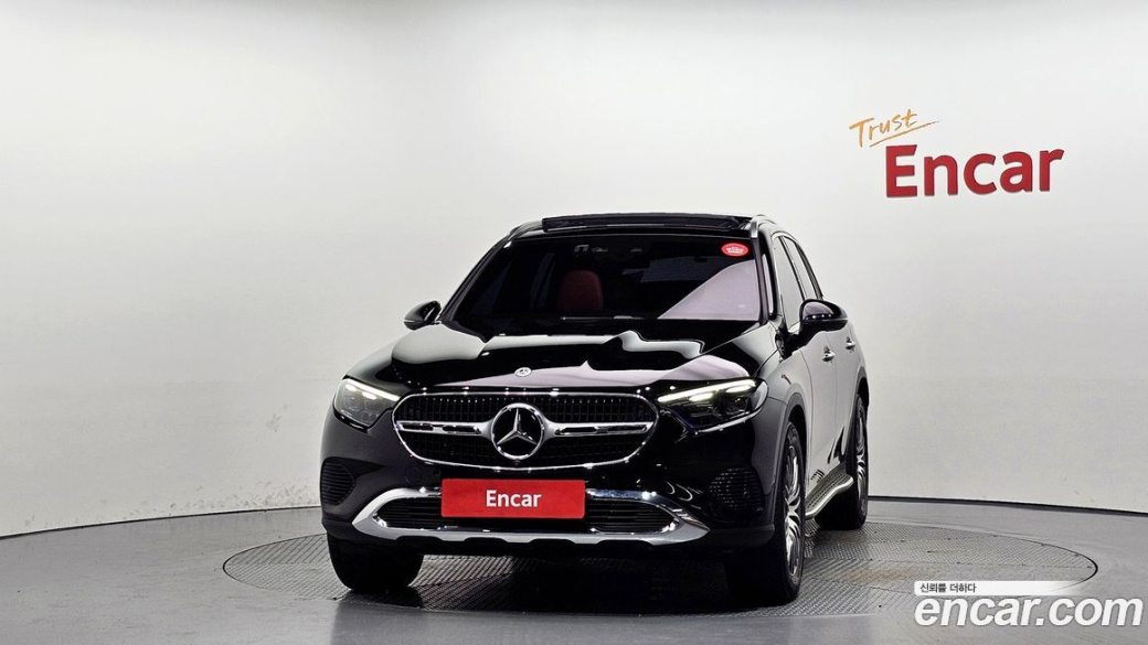 Mercedes-Benz GLC-Class GLC 300 4MATIC Avantgarde, 2025