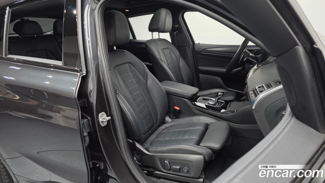 BMW X4 xDrive20i M Sport, 2025