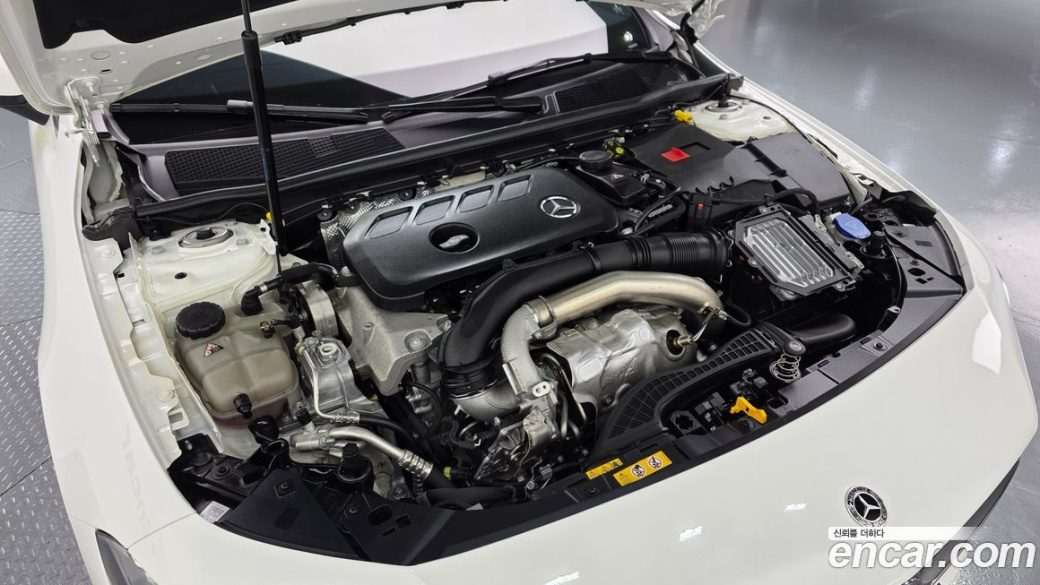 Mercedes-Benz CLA-Class CLA250 4MATIC, 2024
