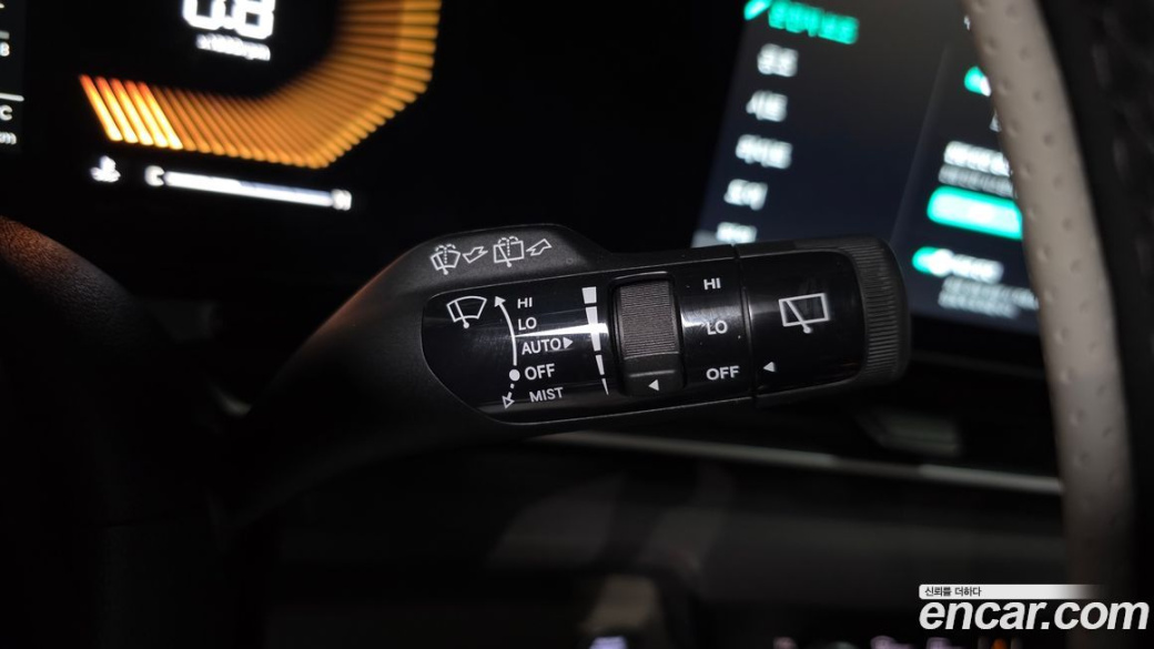 Kia Carnival 9-Seater Prestige, 2024