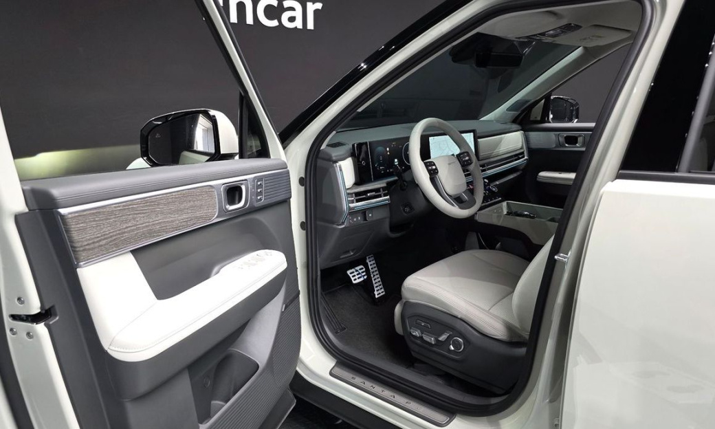 Hyundai Santafe Gasoline 2.5T 2WD, 2024