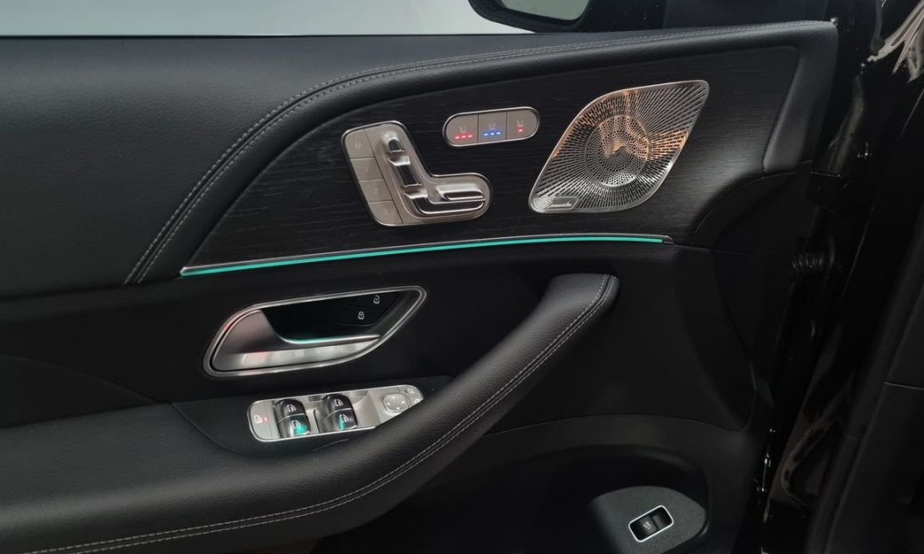 Mercedes-Benz GLE-Class GLE450 4MATIC, 2025