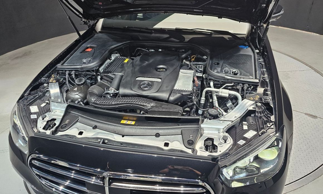 Mercedes-Benz E-Class E250 Exclusive, 2023