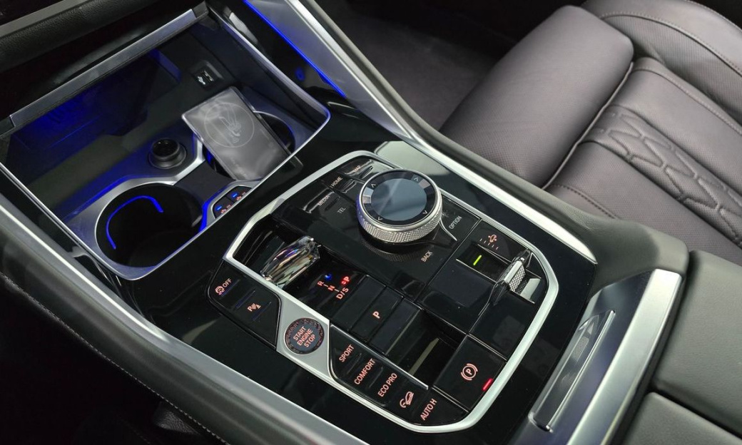BMW X6 xDrive40i M Sport, 2025