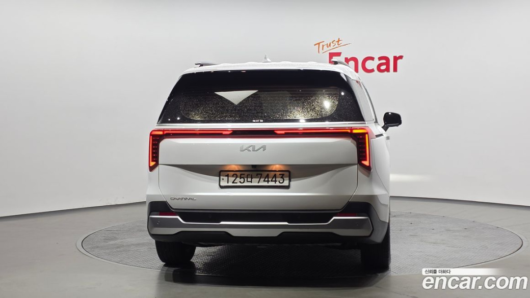 Kia Carnival 9-Seater Prestige, 2024