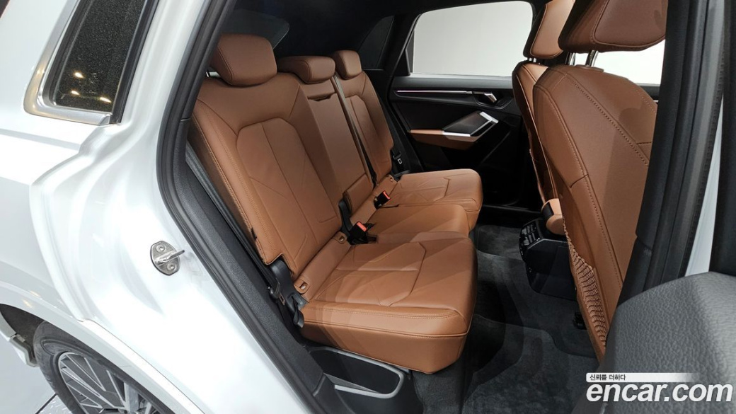 Audi Q3 40 TFSI Quattro Premium, 2024