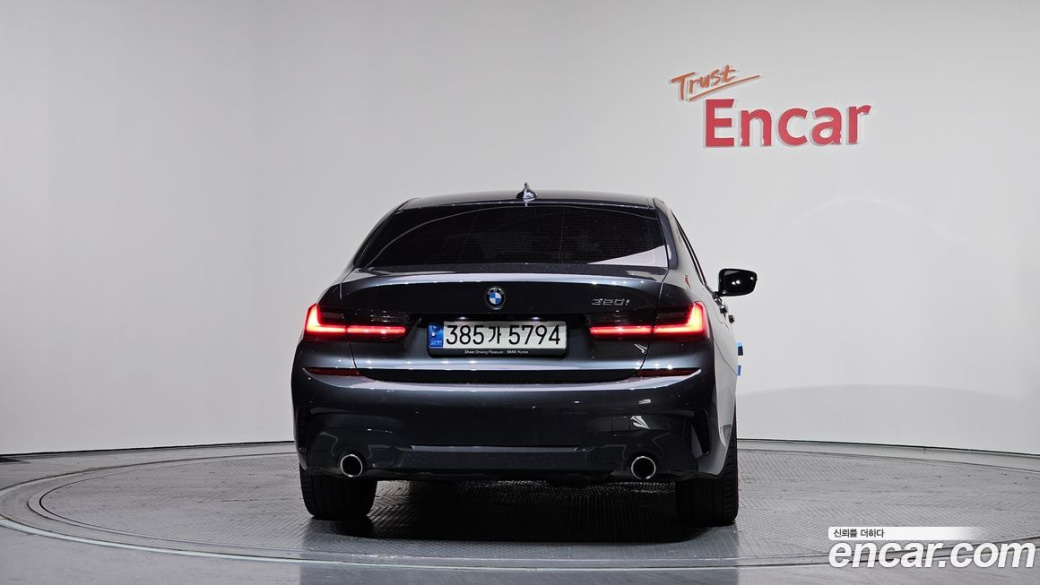 BMW 3-Series 320i M Sport, 2022