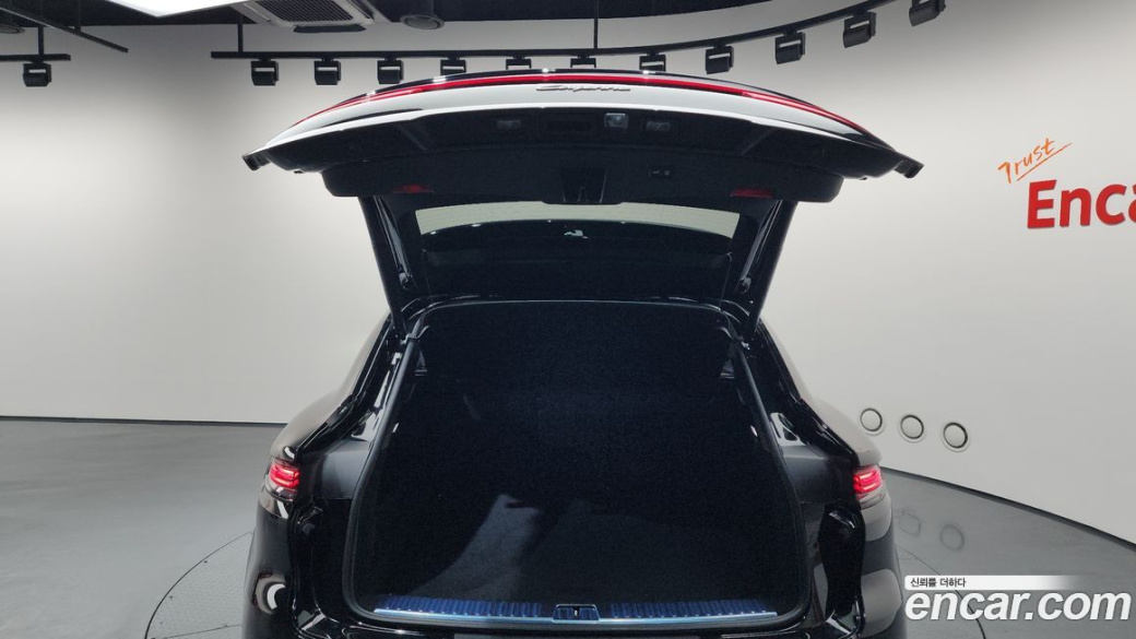 Porsche Cayenne 3.0 Coupe, 2024