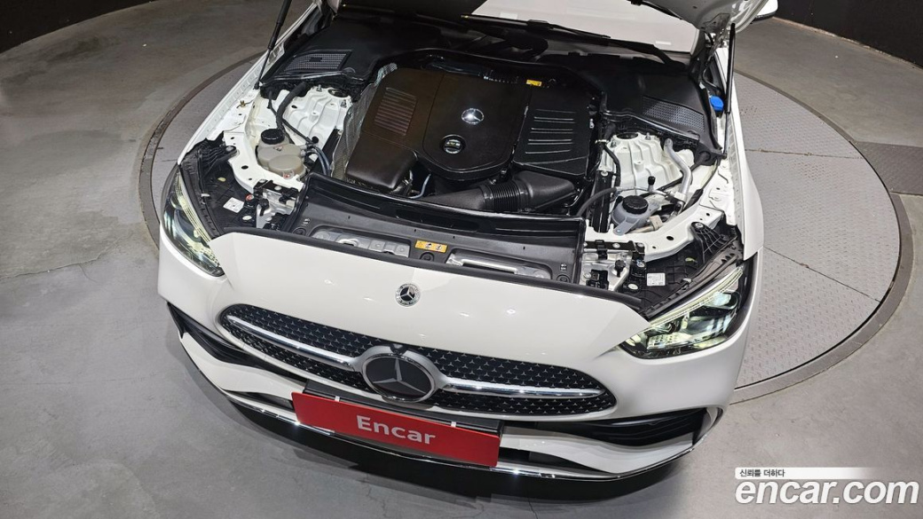 Mercedes-Benz C-Class C300 4MATIC AMG Line, 2023