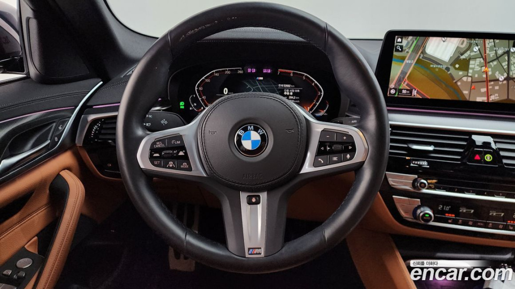 BMW 5-Series 520i M Sport, 2023