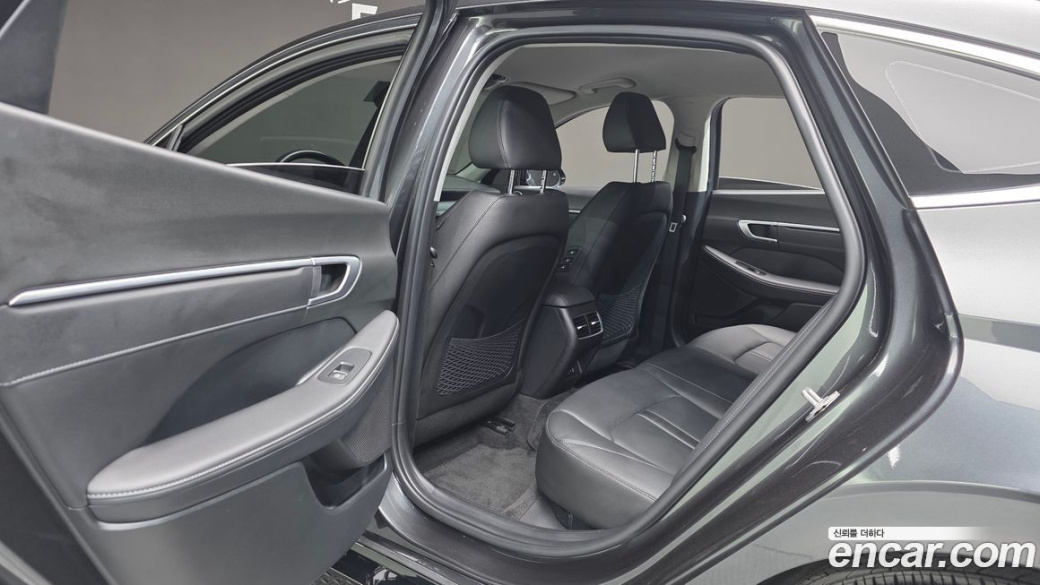 Hyundai Sonata 2.0, 2025