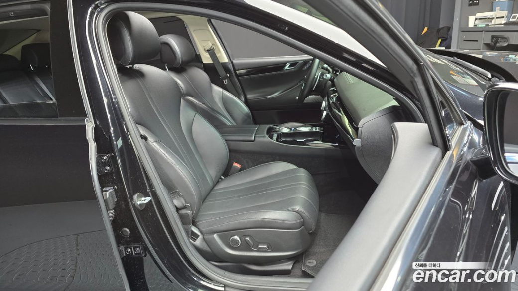 Genesis G80 Gasoline 2.5 Turbo AWD, 2022