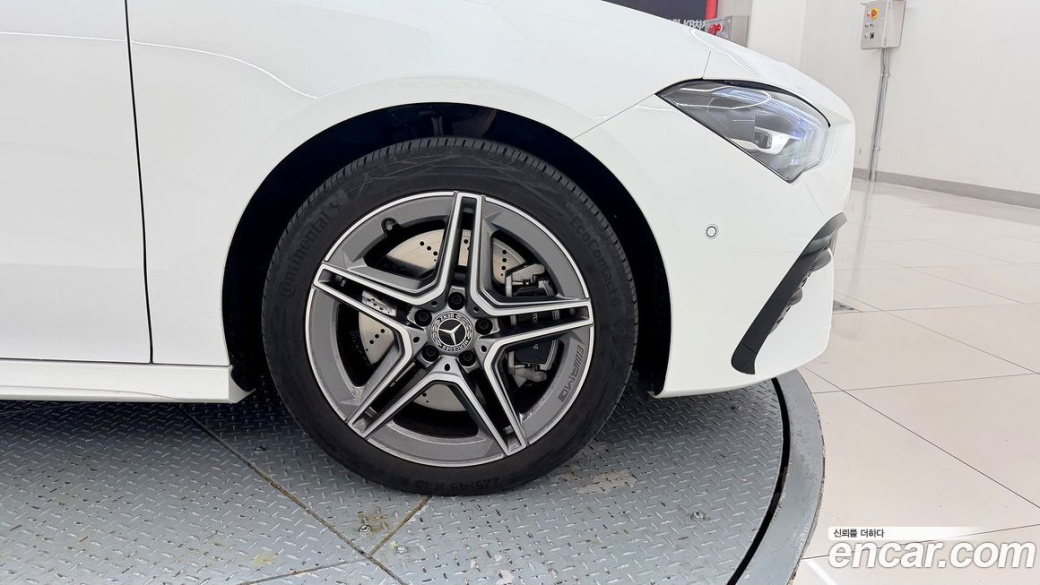 Mercedes-Benz CLA-Class CLA250 4MATIC, 2025