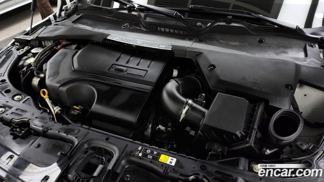 Land Rover Range Rover Evoque P250 R-Dynamic SE, 2022