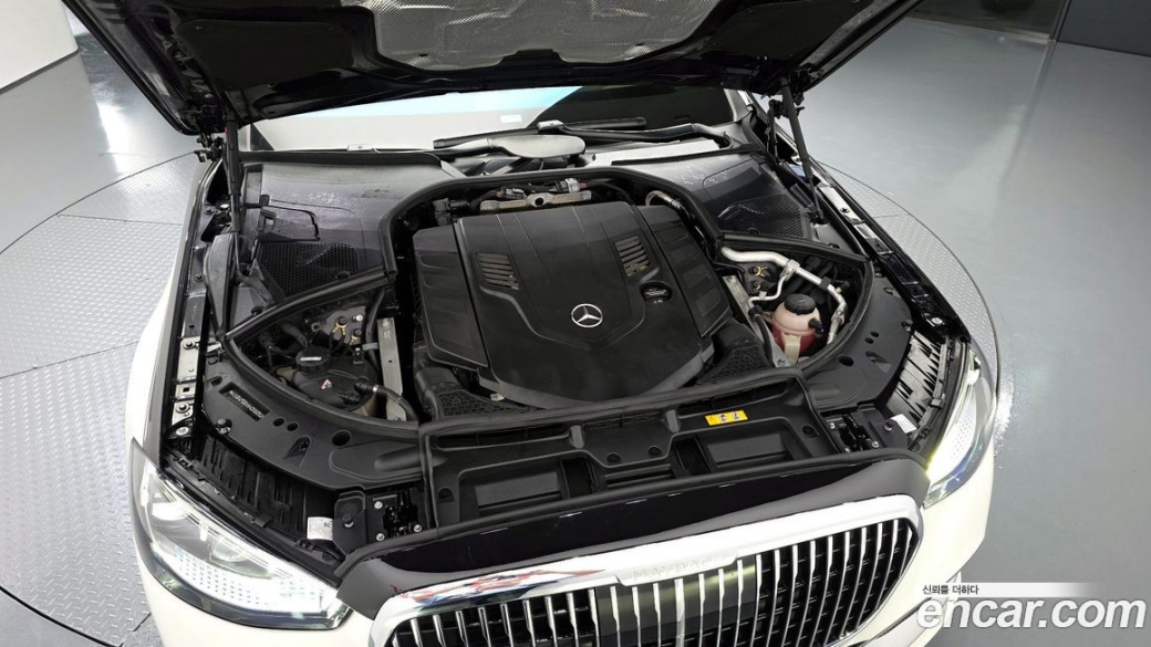 Mercedes-Benz S-Class Maybach S580 4MATIC, 2022