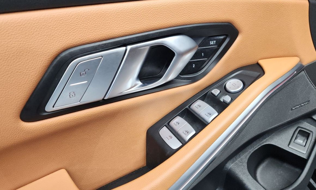 BMW 3-Series 320i M Sport, 2024