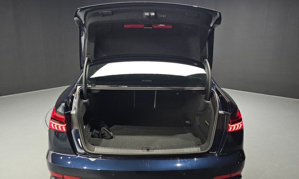 Audi A6 45 TFSI Premium, 2025