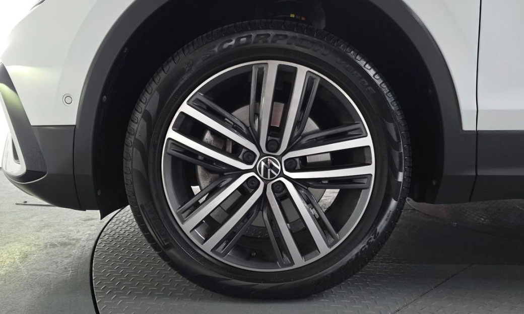 Volkswagen Tiguan 2.0 TSI Prestige, 2023