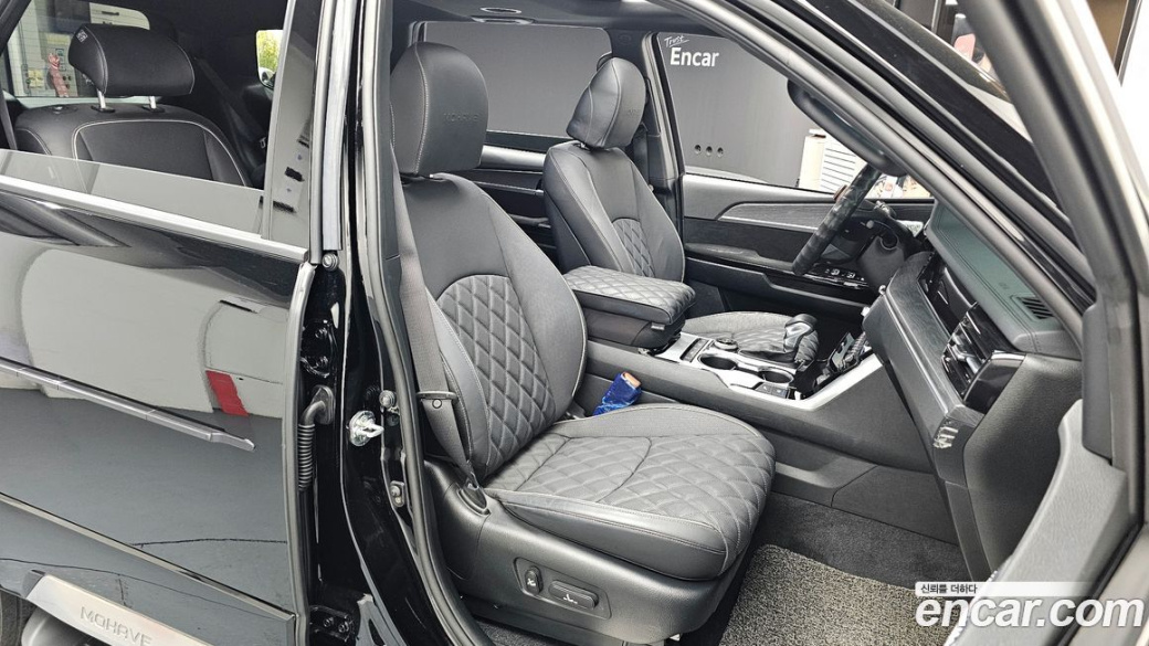 Kia Mohave Diesel 3.0 4WD 6-Seater, 2022