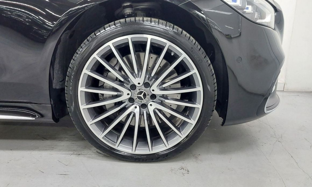 Mercedes-Benz S-Class S500 4MATIC, 2026
