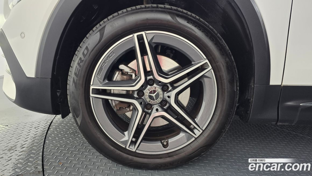 Mercedes-Benz GLB-Class GLB250 4MATIC, 2023