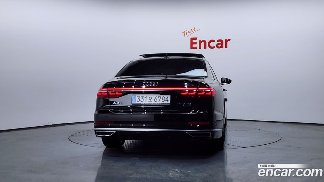 Audi A8 55 TFSI Quattro LWB, 2021