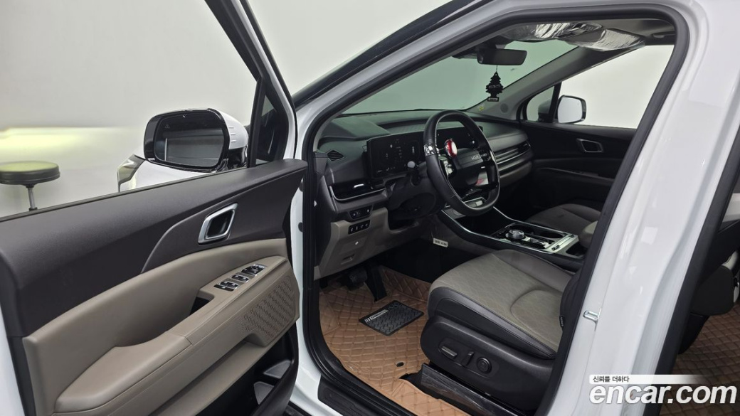 Kia Carnival 9-Seater Noblesse, 2025