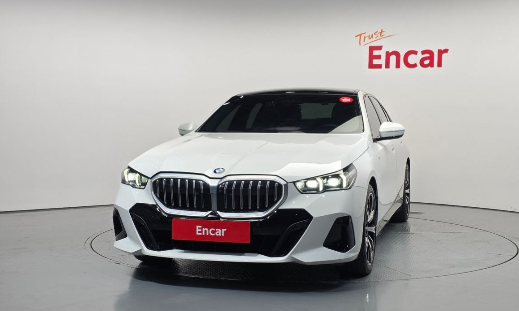 BMW 5-Series 530i xDrive M Sport, 2024