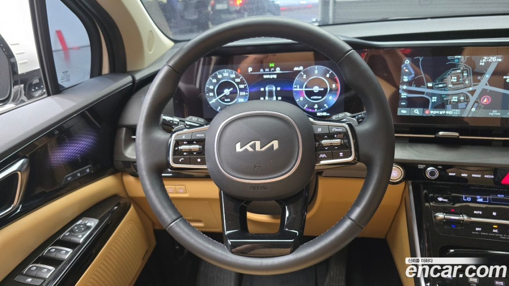Kia Carnival 7-Seater Signature, 2023