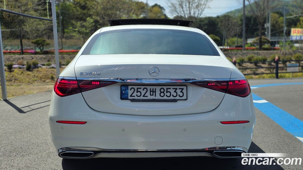 Mercedes-Benz S-Class S350 d, 2022
