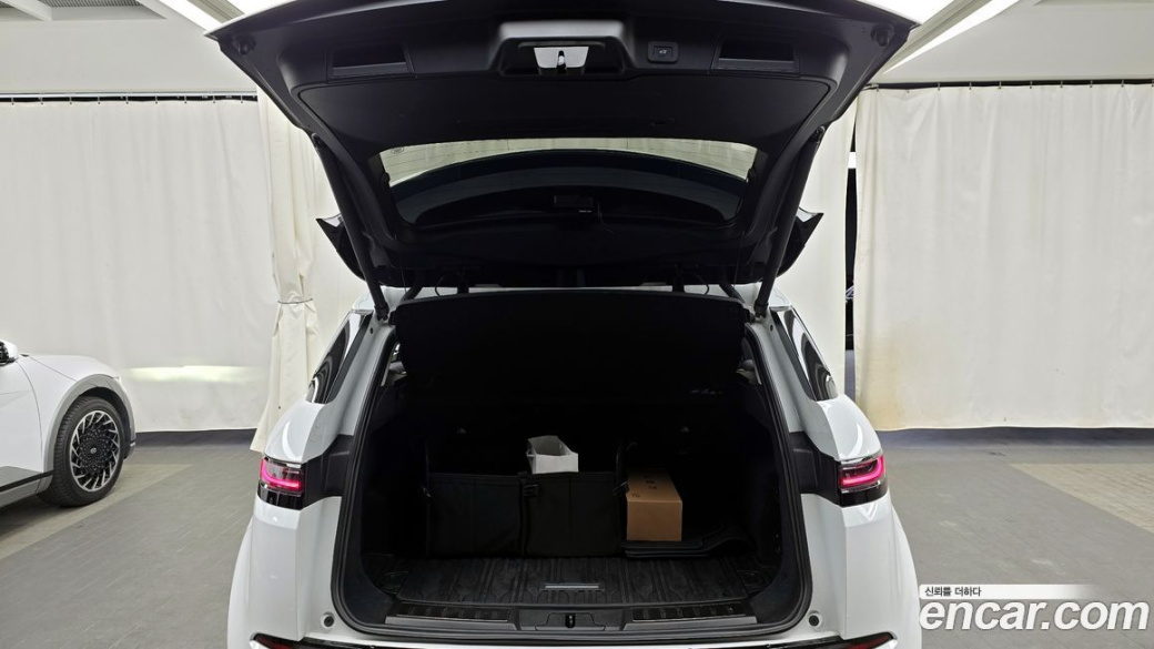 Land Rover Range Rover Evoque P250 Dynamic SE, 2024