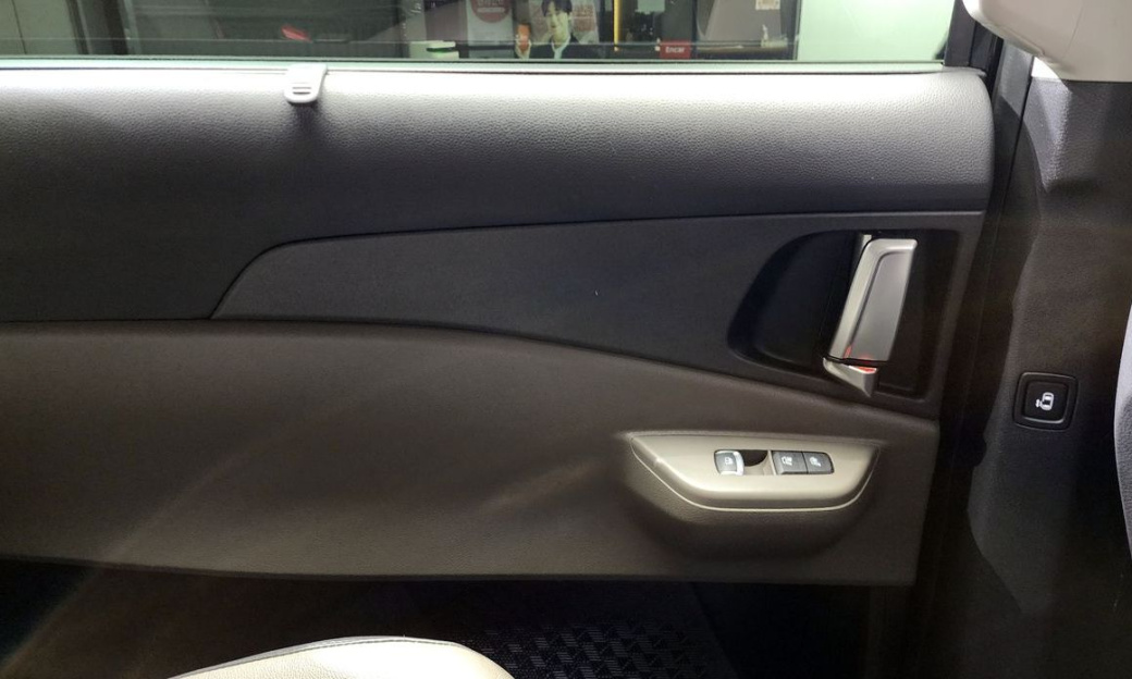 Kia Carnival 7-Seater Noblesse, 2024
