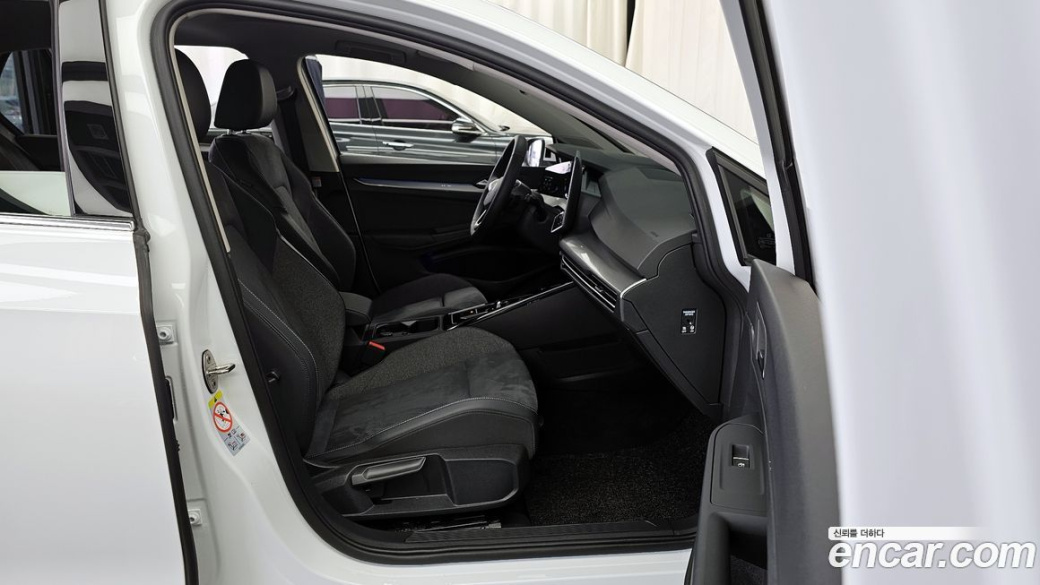 Volkswagen Golf 2.0 TDI Prestige, 2025