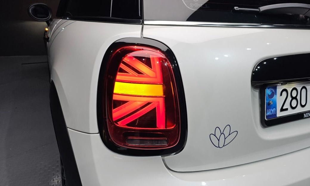 Mini Cooper Mayfield Edition, 2024
