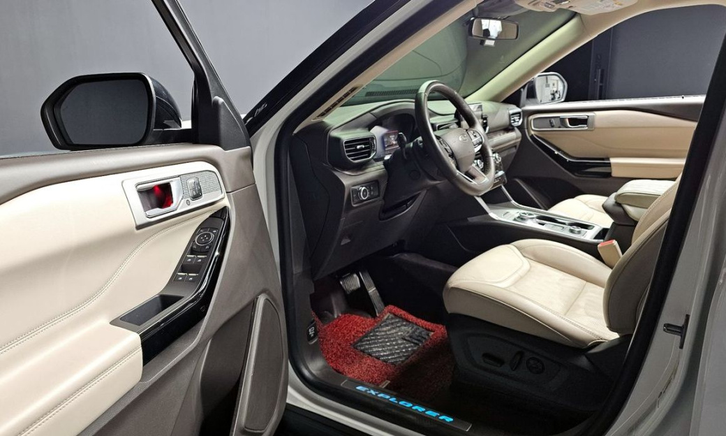 Ford Explorer 3.0 Platinum 4WD, 2021