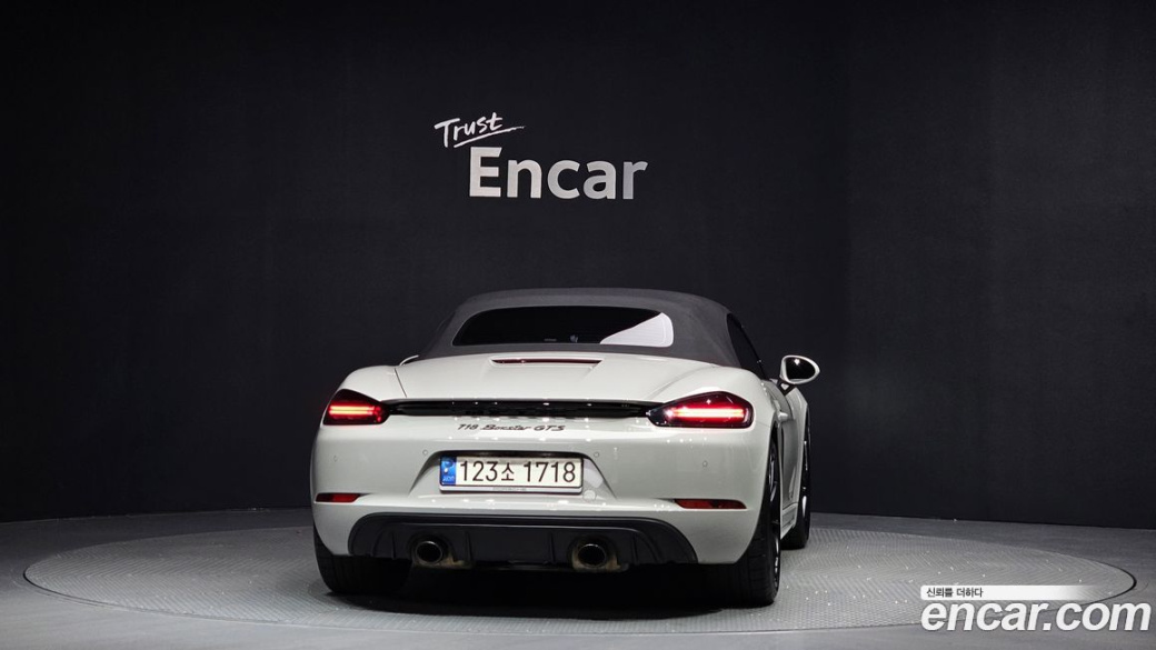 Porsche 718 4.0 GTS, 2022